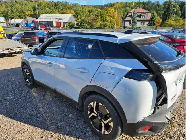 Peugeot 2008 2023 Бампер передній задній Разборка