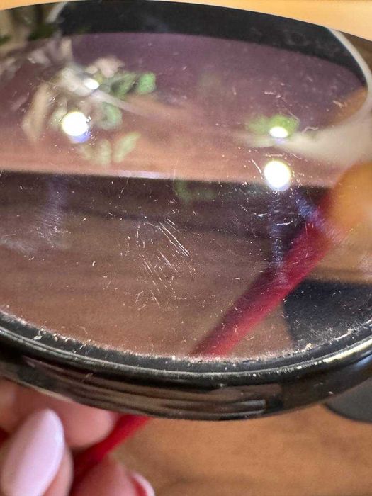 сонцезахисні окуляри чорно-червоні