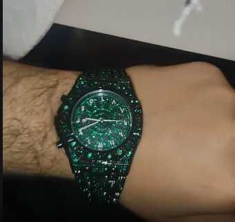 Relógio Verde de Quartzo Cintilante Gelado de Luxo