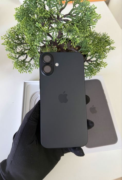Iphone Идеал 16 128gb black Neverlock