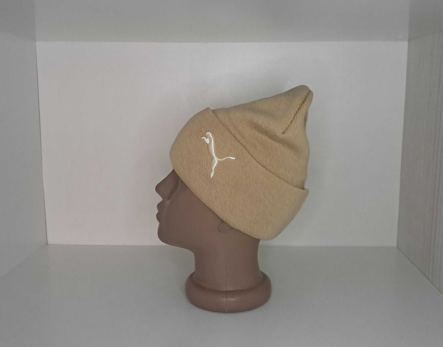 Женская шапка (Турция) цвет разный.