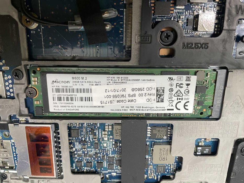 Диск SSD Micron M600 m.2 2280 SATAIII 256GB NAND MLC