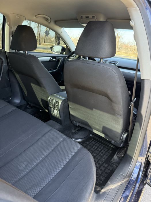 Volkswagen Passat Офіційний