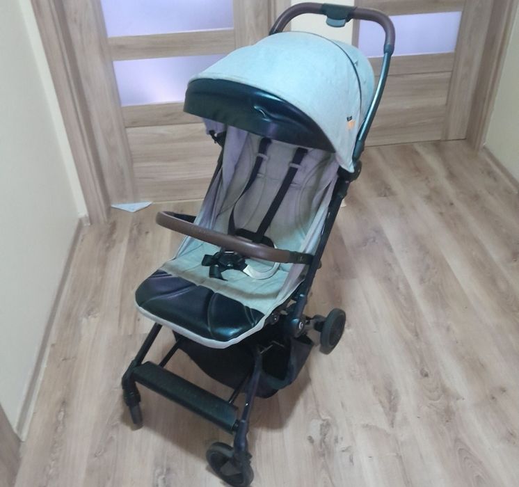 Okazją Lekki   wózek spacerowy spacerówka stan bdb  Skiddou