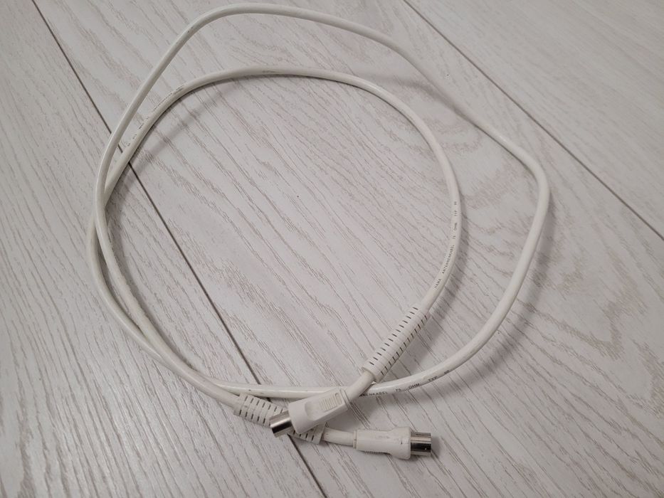 Oryginalny kabel antenowy