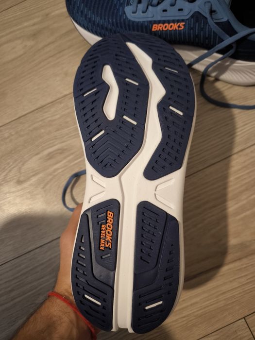 Brooks Revel Max