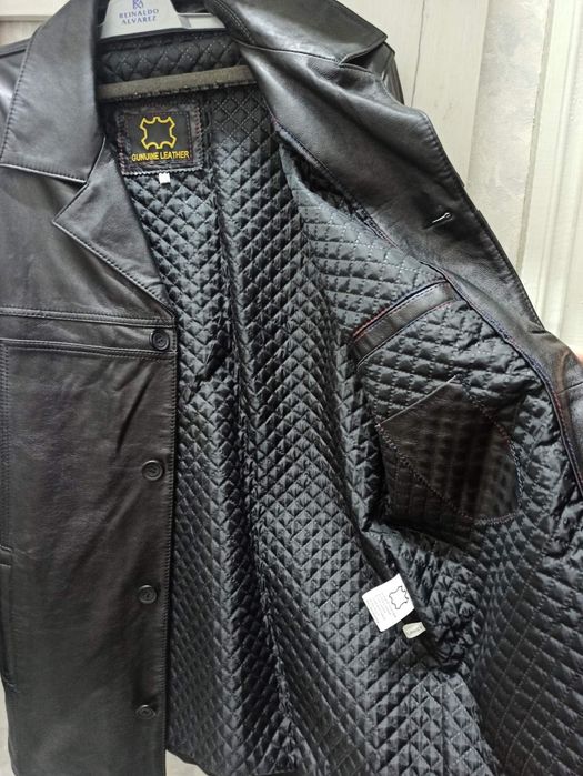 Піджак чоловічий, шкіряний.