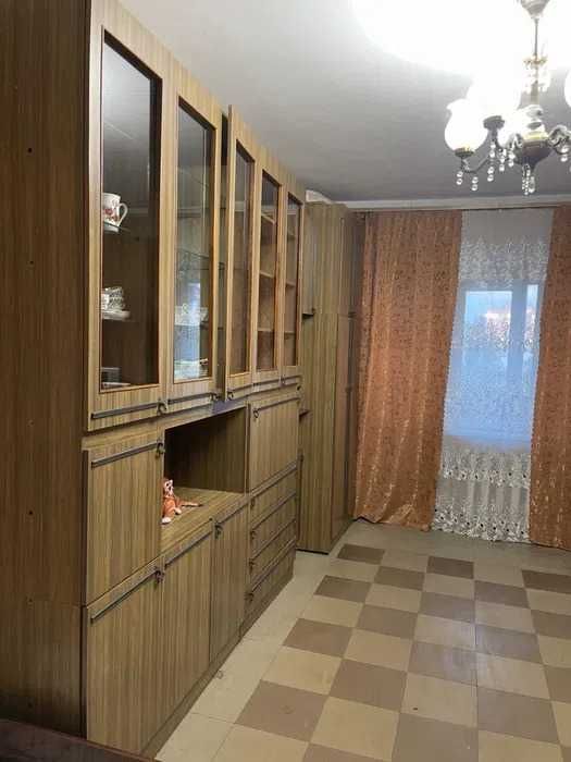 Продам 1-кімнатну квартиру "чешка" район 22-ї школи