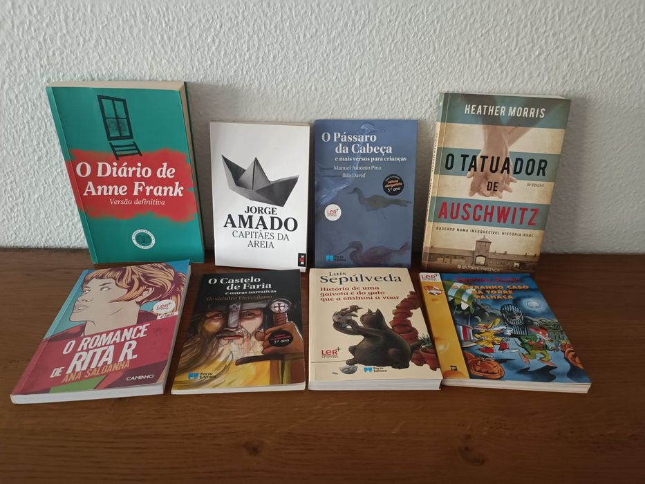 Leisure Books