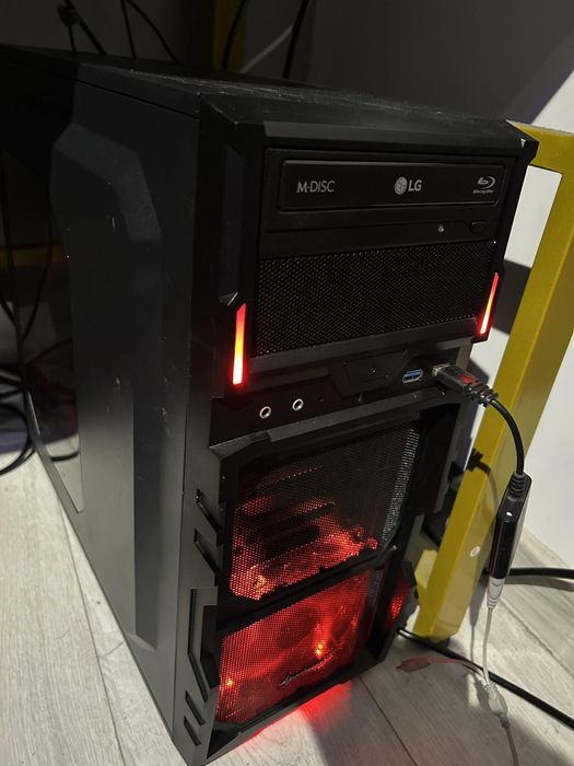 Komputer stacjonarny