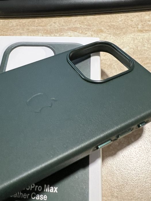 Capa para IPhone 15 Pro Max Leather c/MagSafe