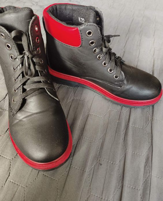 Ботинки  женские 38 размер.