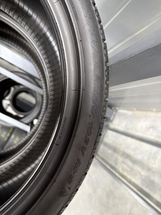 Зимові шини 275/35r20 Pirelli. Ціна 7000грн/шт