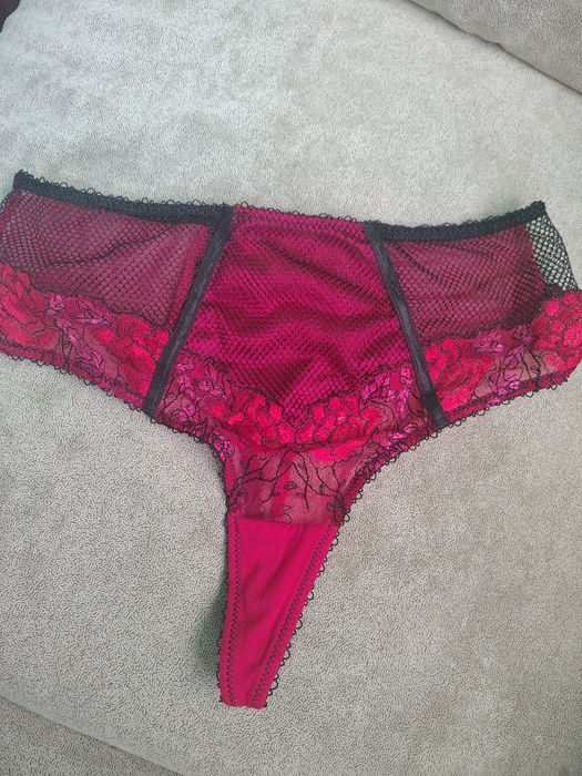 Majtki stringi damskie Ann Sumners