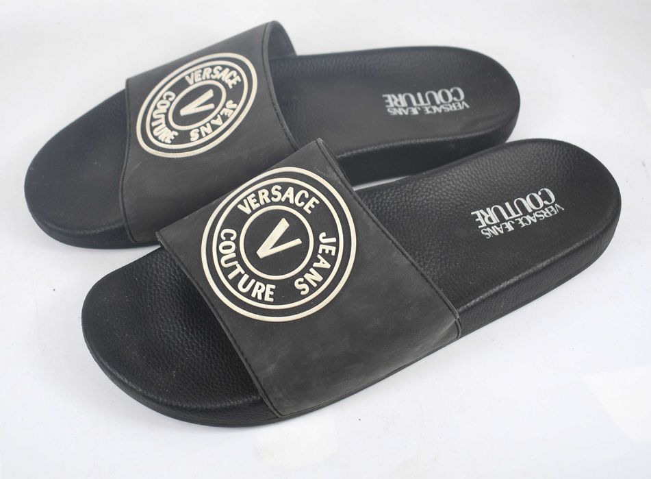 Używane Versace Jeans Couture Klapki 74YA3SQ roz. 44