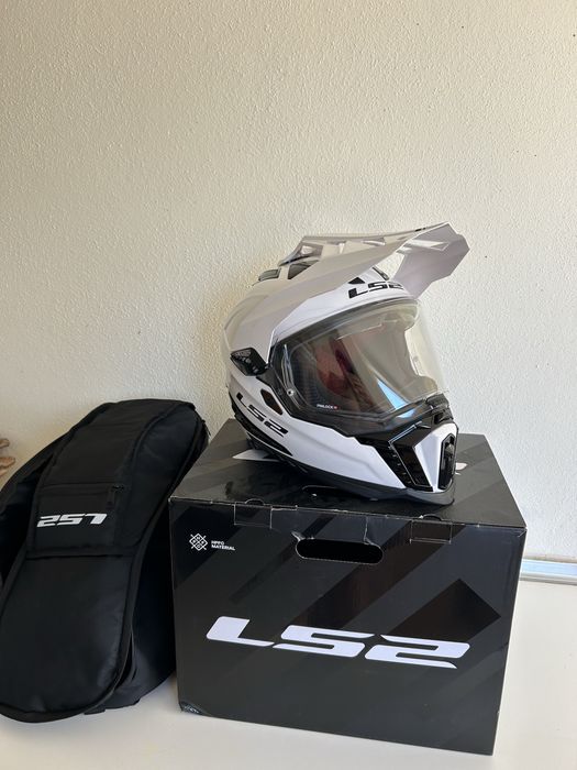 Capacete LS2 Explorer Plus M Como Novo
