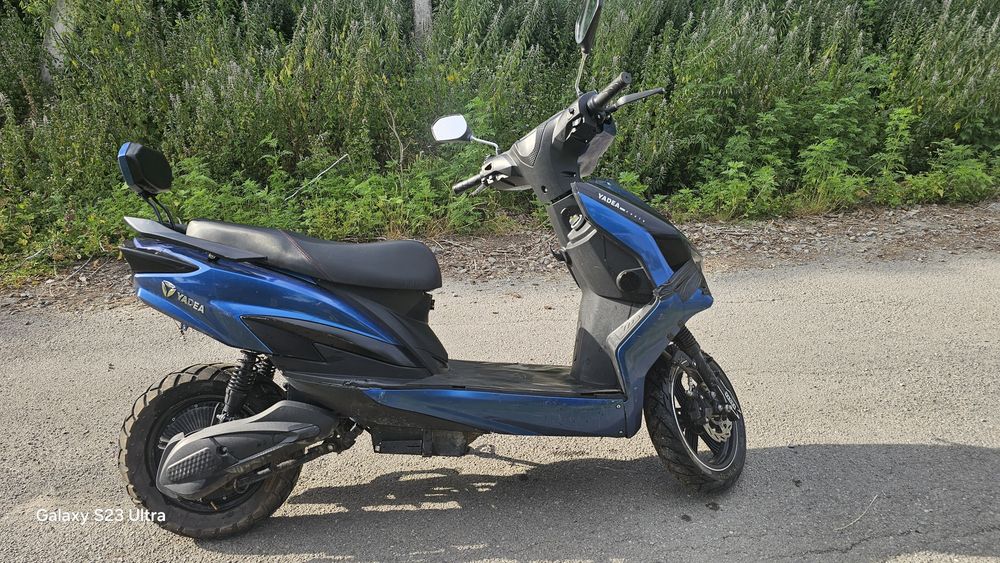 Продам електроскутер Yadea Lehman blue 2500W