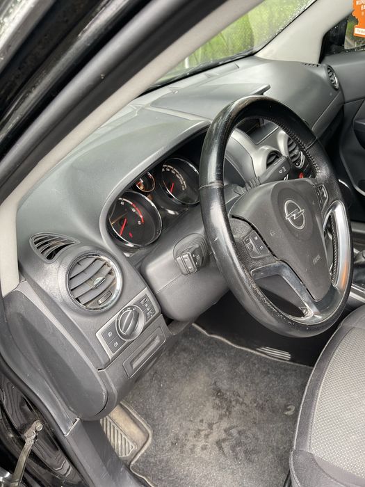 OPEL ANTARA 2.0D rok 2009 4x4