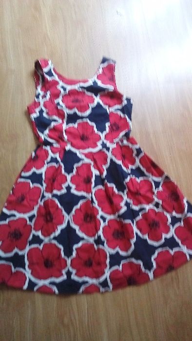 nowa sukienka TOP SECRET r 38