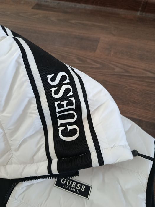 Używana kamizelka męska Guess rozmiar XL