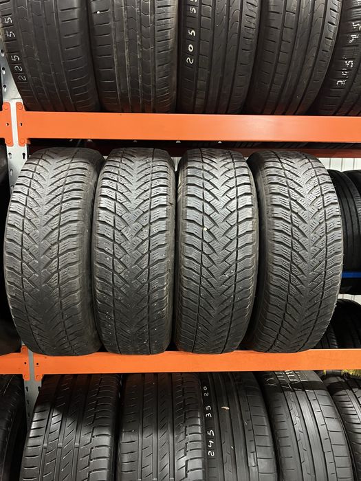 Шини,Резина,Комплект,Зима 225/65/17 102H Good Year Ultra Grip+ 4x4