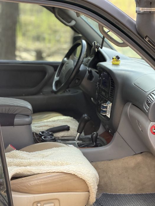 Toyota Land crusier 100 4.2  дизель