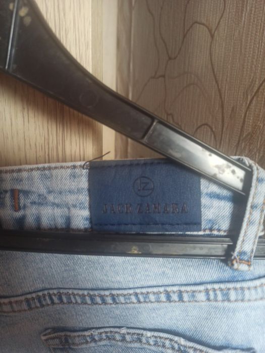 Джинси укорочені