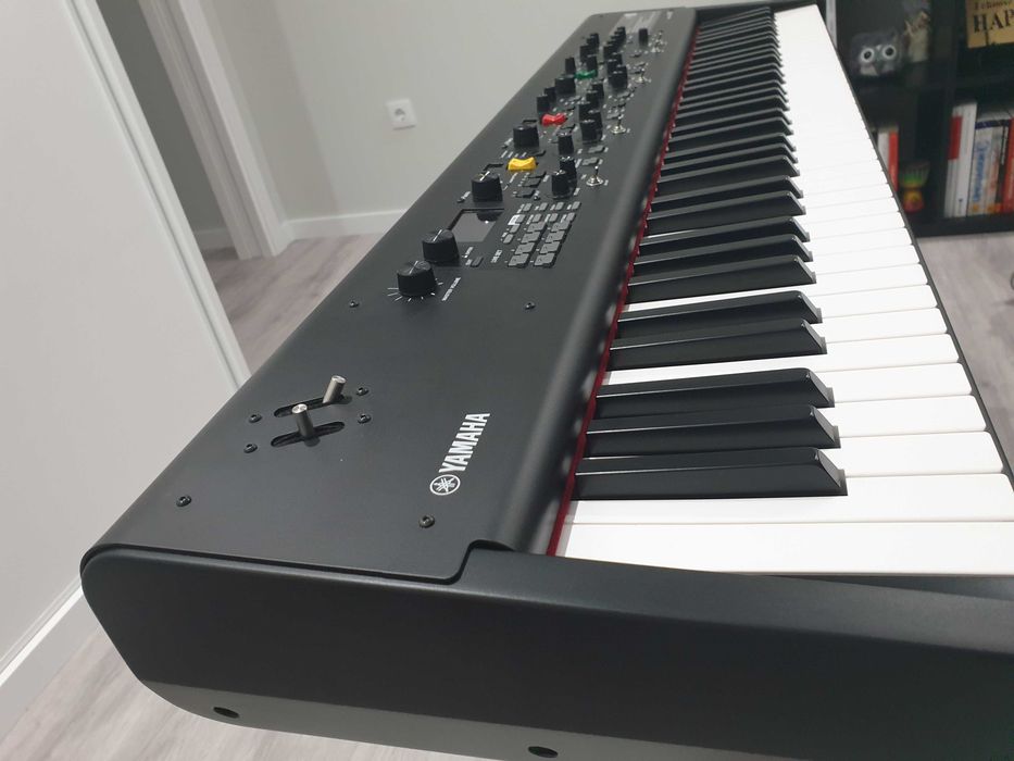 Yamaha CP73 + case Oficial yamaha CP