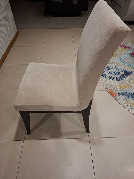 Conjunto de 8 cadeiras de mesa de jantar em excelente estado
