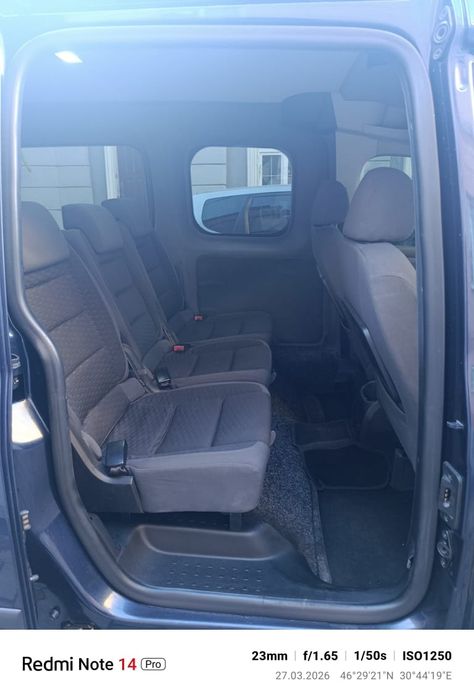 Volkswagen caddy 2011 год дизель