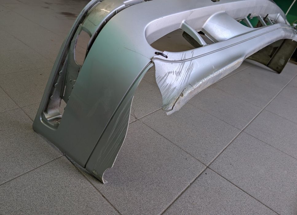 Оригінальний бампер Мercedes E-class W210 рестайлінг