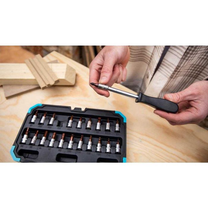 Caixa de ferramentas ToolBox KRK 2200 CECOTEC.