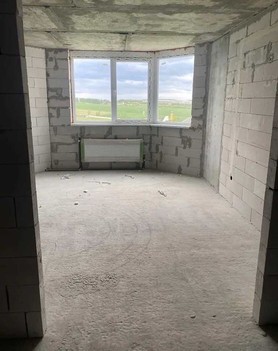 ВЕЛИКА 1к в зданому будинку!  Виставка!  61м2