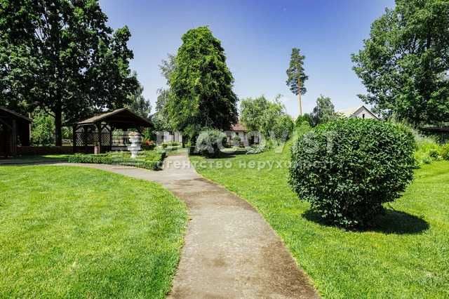 Пирново  - отель 3500 м кв на 1 га