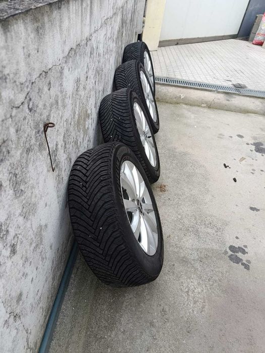 4 Jantes Mercedes 16" com pneus