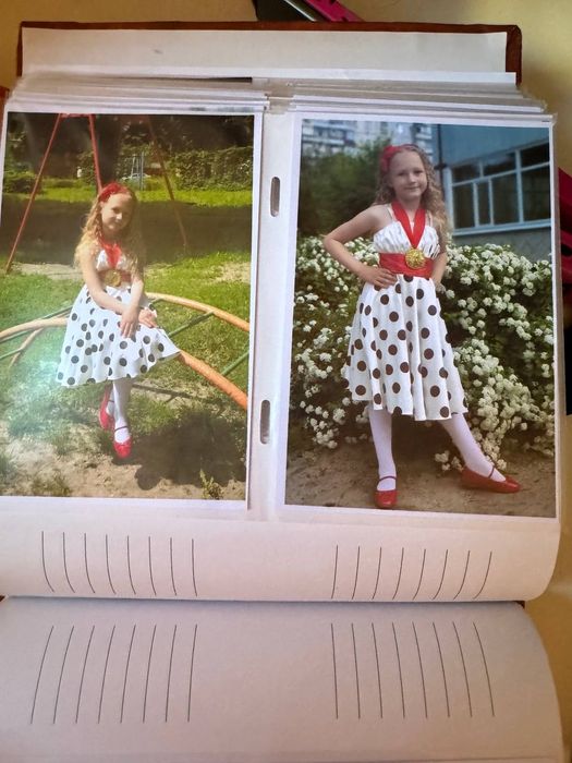 Платье в горох нарядное на девочку 6-8 лет