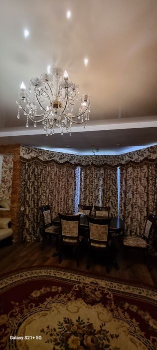 Актуально . Сучасний будинок в Херсоні . Гараж . Власний двір .