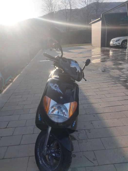 Продам скутер на ходу