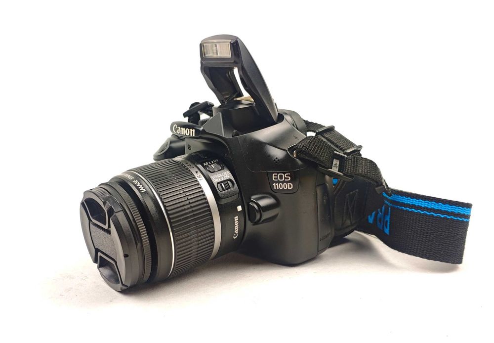 Дзеркальний фотоапарат Canon EOS 1100D KIT 18-55mm 8Gb [Пробіг затвору 21518 знімків]