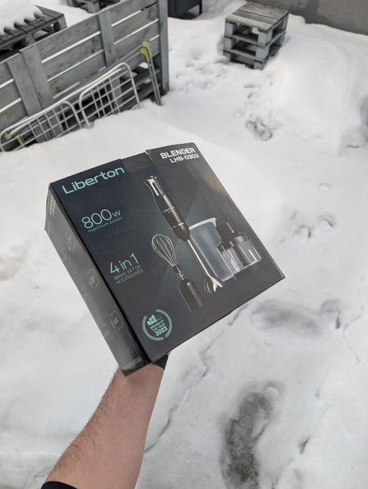 Продам блендер Liberton 4 в 1 (800W) lhb 0303