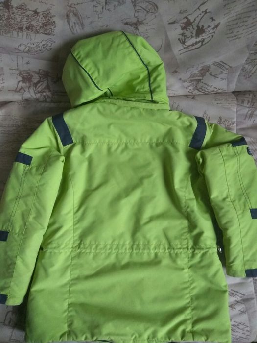 Зимний костюм на мальчика 6-7 лет