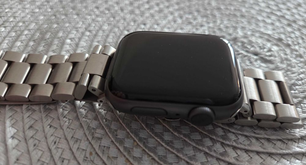 Apple Watch series 4, 44mm