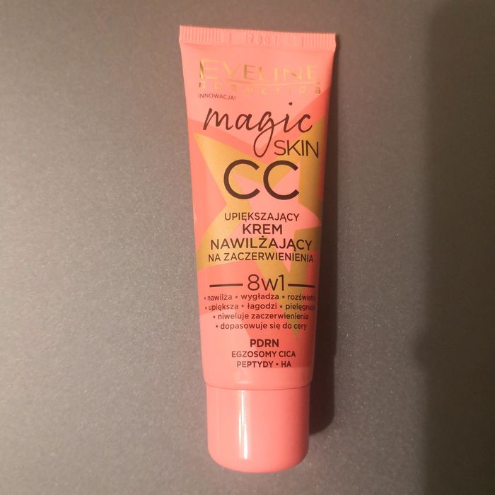 EVELINE Magical Skin CC Upiększający krem nawilżający  zaczerwienienia