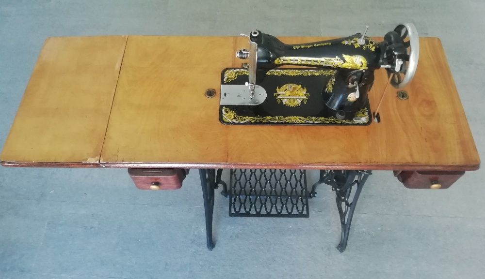 Máquina de Costura Singer - Relíquia restaurada