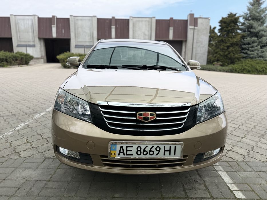 Geely Emgrand EC7 2013 год 1.8 ( 123.000 пробега ) не крашен