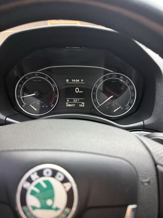 Shkoda Oktavia WRS 2L TSI