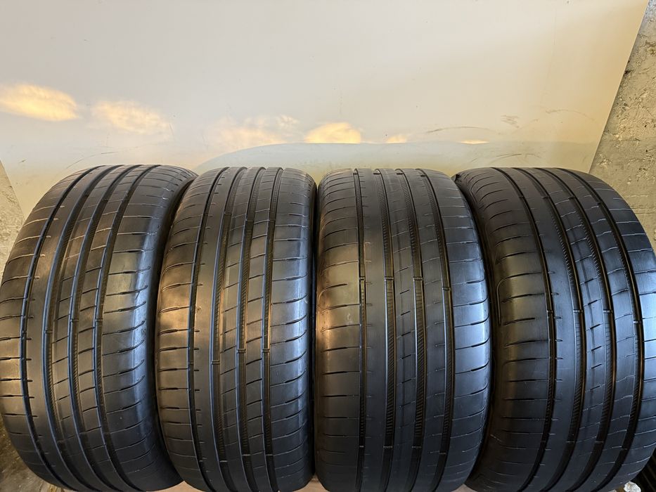 Komplet letnich opon Good Year 245/40r19 i 275/35r19 2022rok