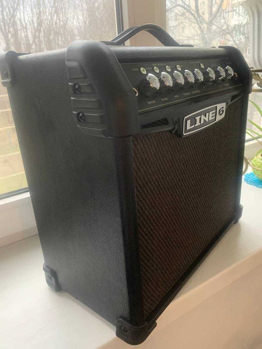 Комбопідсилювач Line 6 Spider IV 15