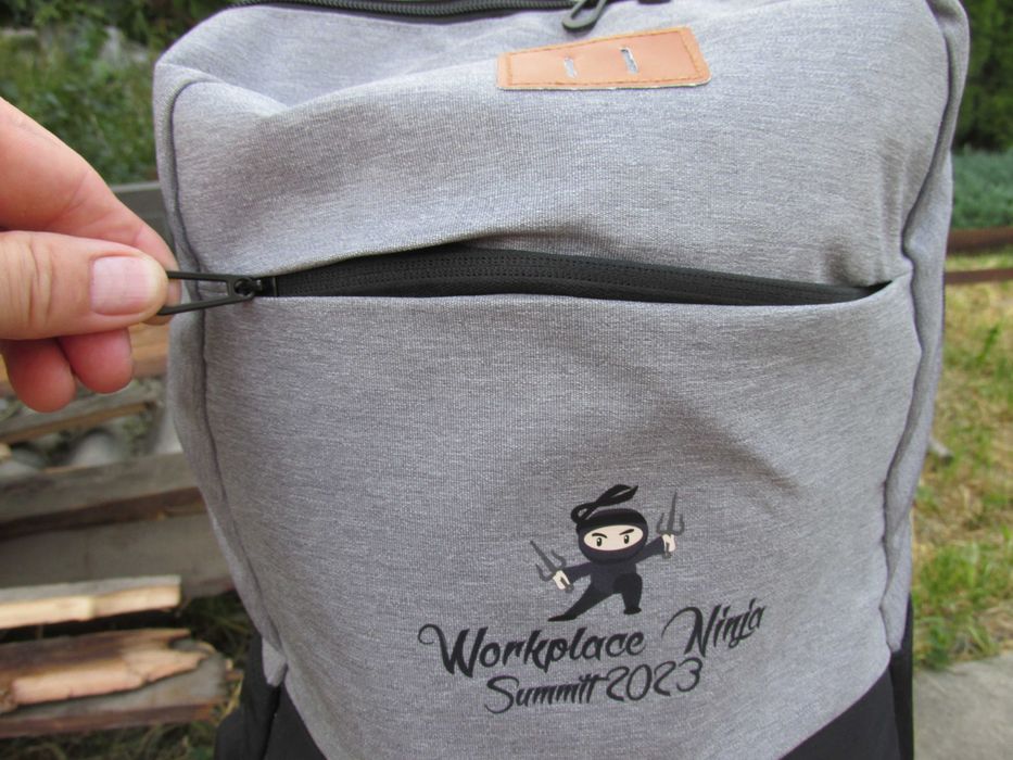 Рюкзак с выходом USB