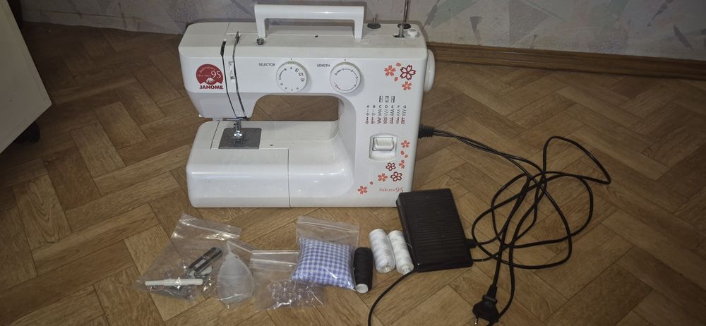 Janome Sakura 95.